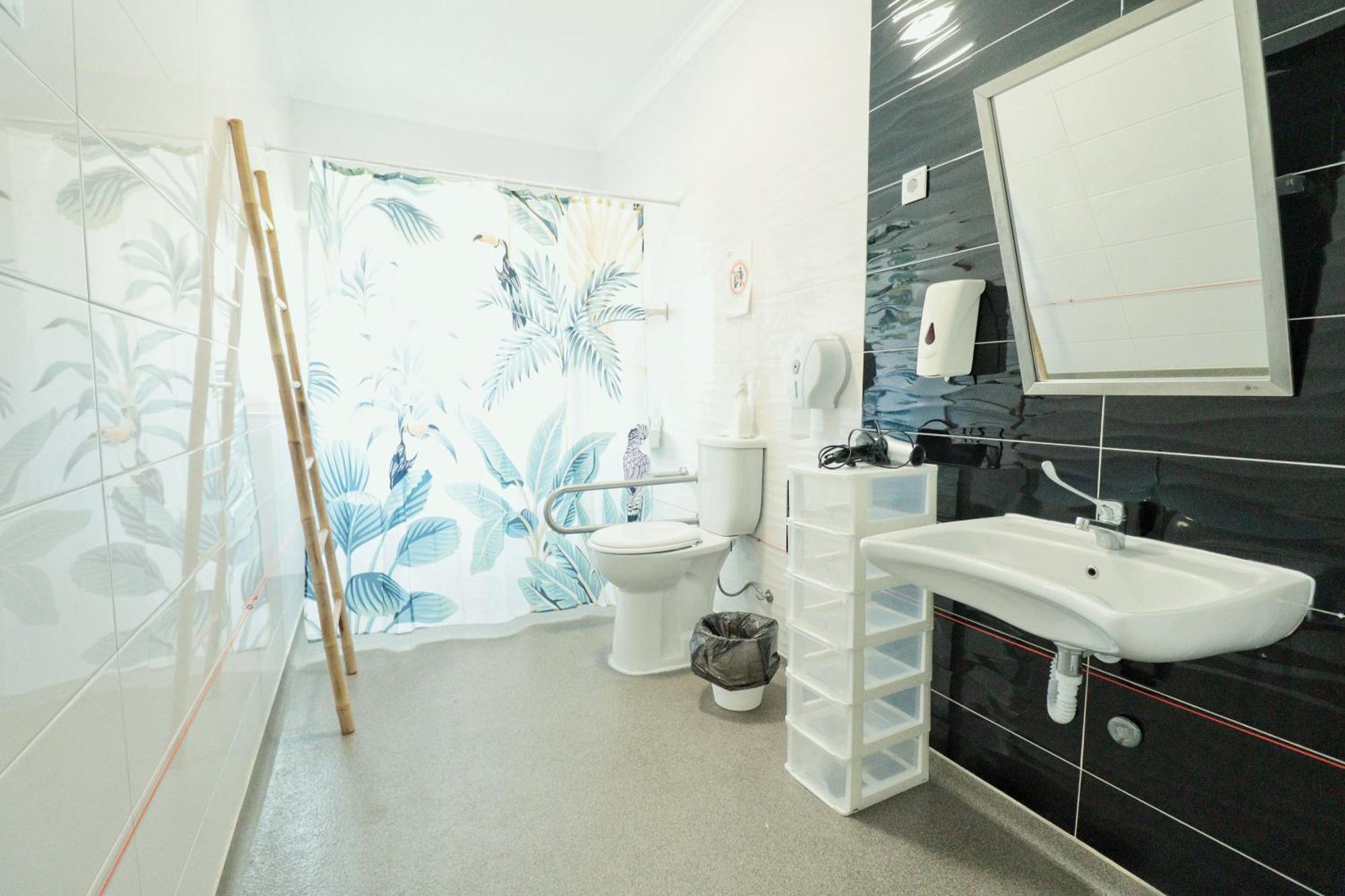 Hostel Jardins De Sao Luis Setúbal Buitenkant foto