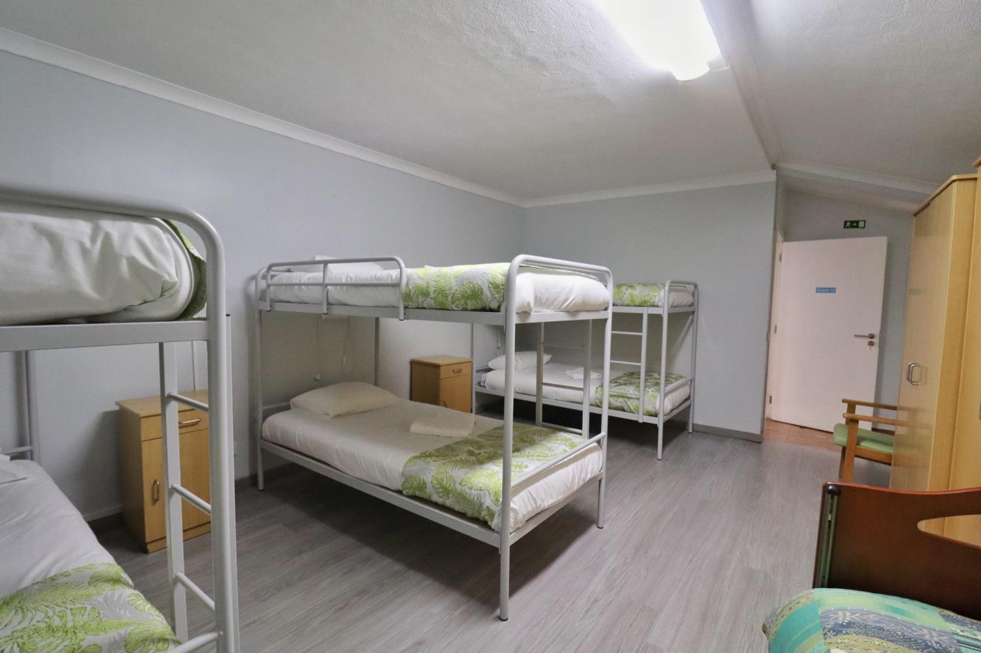 Hostel Jardins De Sao Luis Setúbal Buitenkant foto