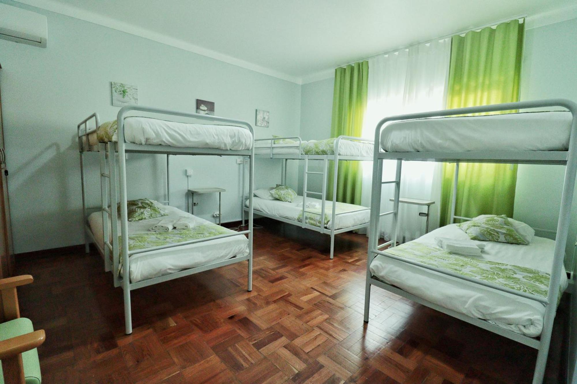 Hostel Jardins De Sao Luis Setúbal Buitenkant foto