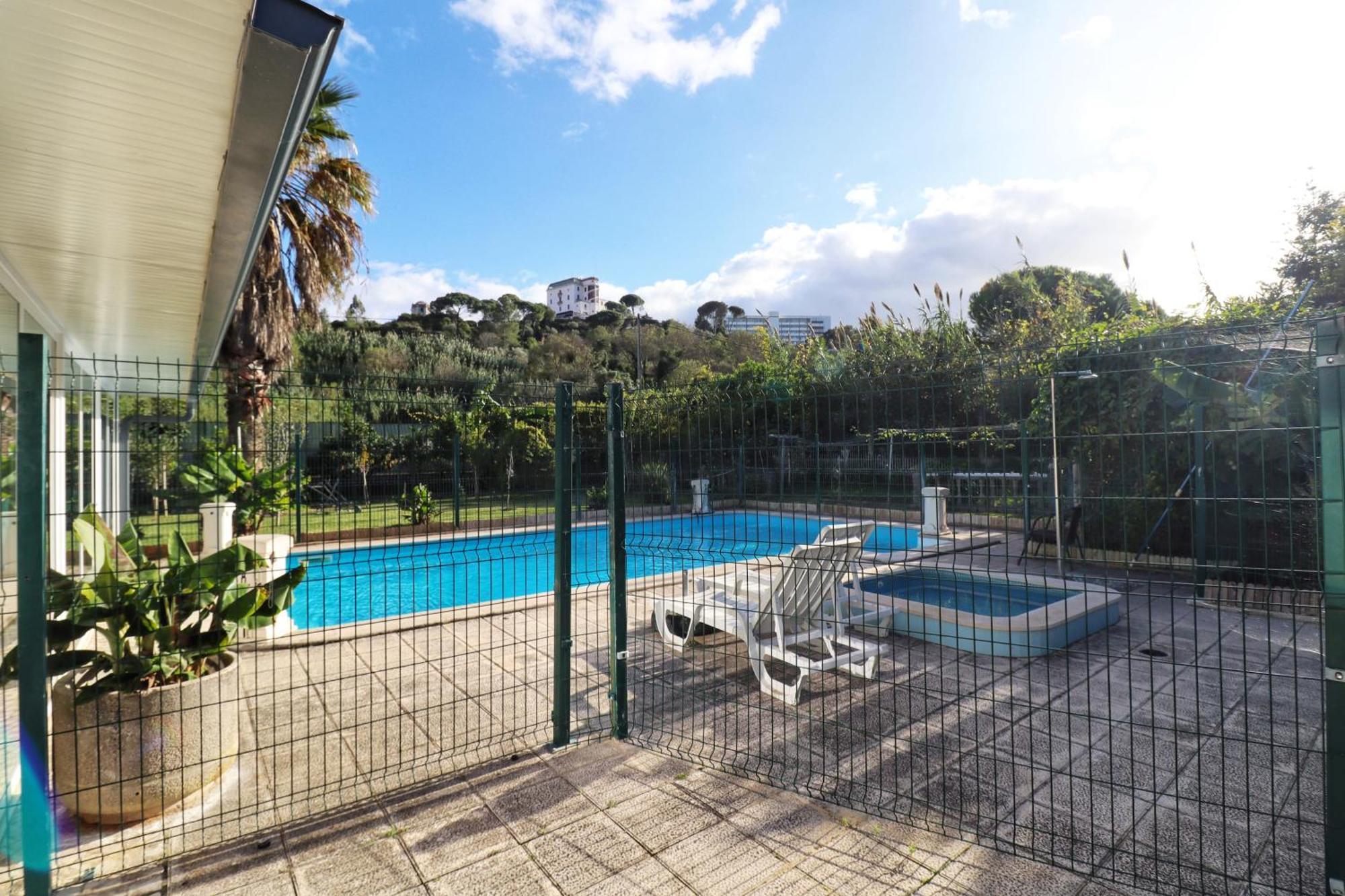 Hostel Jardins De Sao Luis Setúbal Buitenkant foto