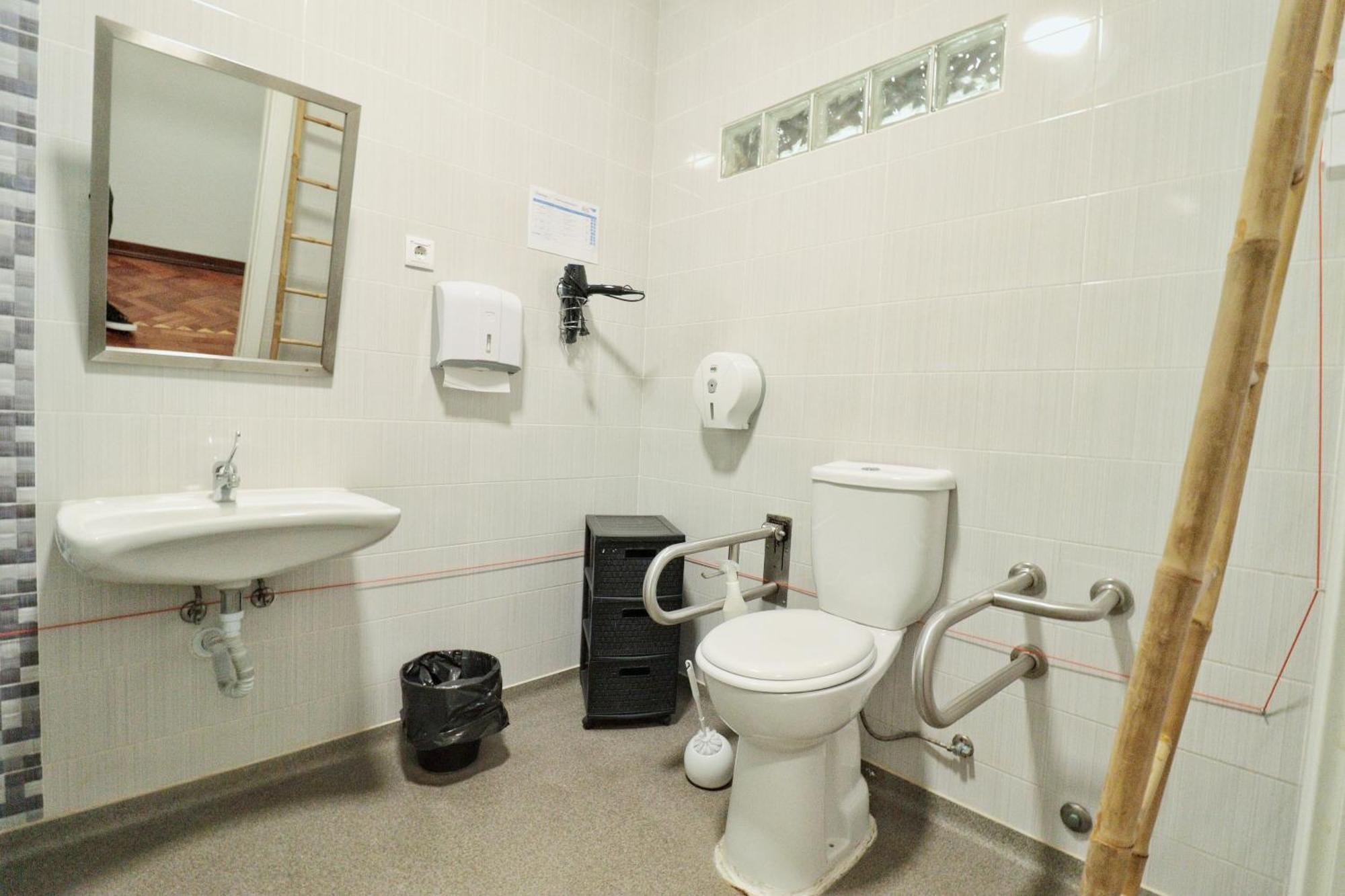 Hostel Jardins De Sao Luis Setúbal Buitenkant foto